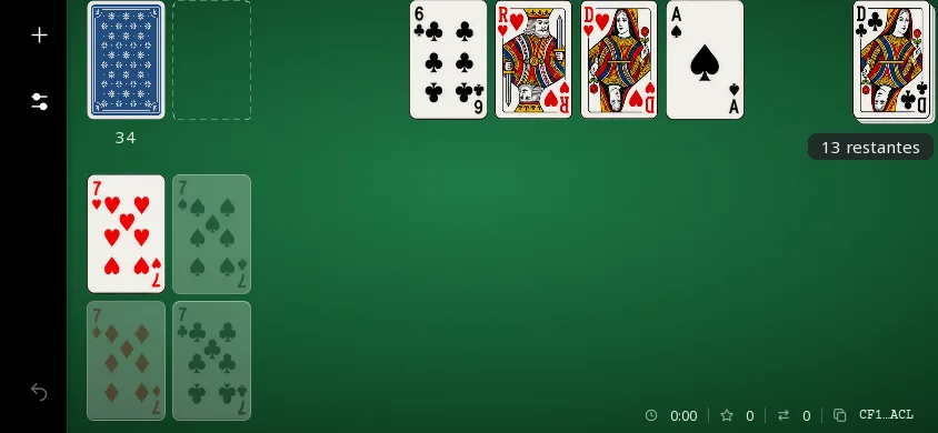 Canfield Solitaire sur téléphone à l’horizontale, même début de donne en thème sombre (barre latérale noire, indication de réserve sur fond sombre) : réserve, 7 de cœur sur la première fondation, quatre colonnes d’une carte et pioche sur le tapis vert.